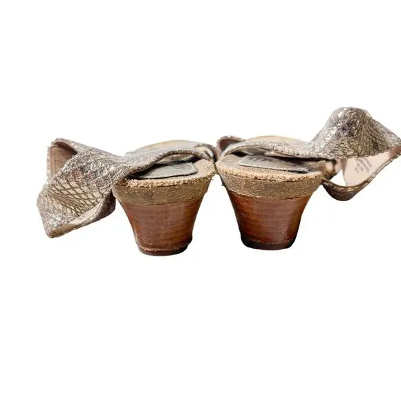 Sofft Verdi II Adjustable Wedge Comfort Sandal, Metallic Snakeskin | 8.5 - Picture 7 of 8